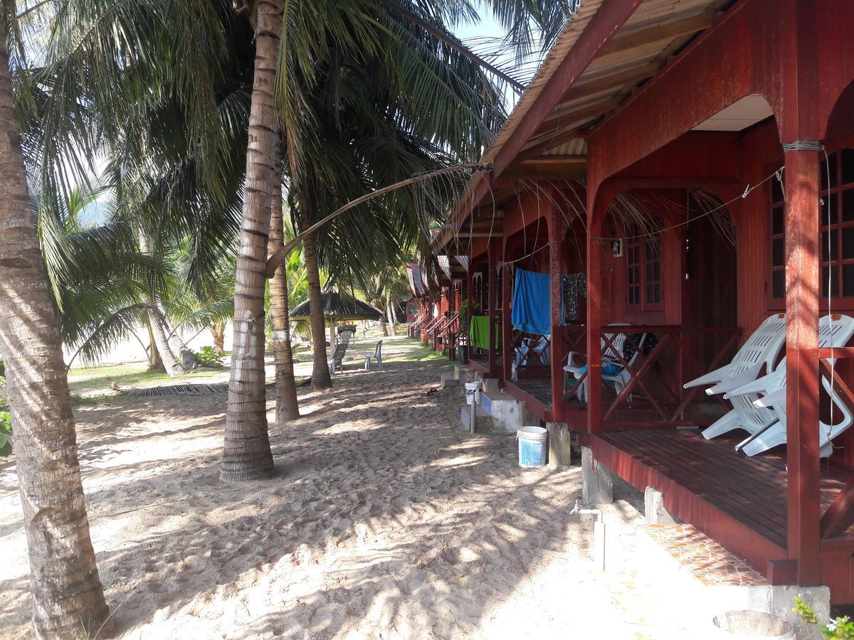 Permai Chalet Tioman Kampong Juara Exterior photo